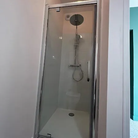 Appartement La Verriere. Les Locations Isahora C'est Aussi Plusieurs Appart' De Standing A 2 Pas Du Chateau D'eu, Des Falaises Du Treport, De Mers Les Bains Et Aux Portes De La Baie De Somme Eu (Seine-Maritime)