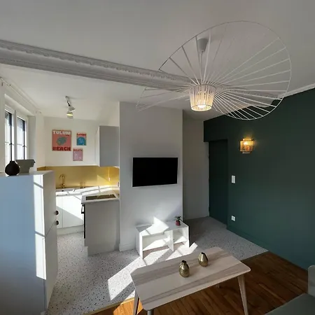 La Verrière. Les Locations Isahora C'est Aussi Plusieurs Appart' De Standing à 2 Pas Du Château D'eu, Des Falaises Du Tréport, De Mers Les Bains Et Aux Portes De La Baie De Somme Eu (Senna Marittima)