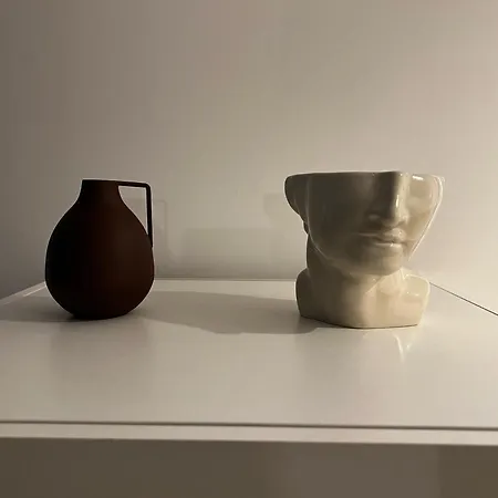 La Verriere. Les Locations Isahora C'est Aussi Plusieurs Appart' De Standing A 2 Pas Du Chateau D'eu, Des Falaises Du Treport, De Mers Les Bains Et Aux Portes De La Baie De Somme Appartement