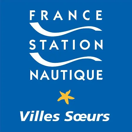 Appartement La Verriere. Les Locations Isahora C'est Aussi Plusieurs Appart' De Standing A 2 Pas Du Chateau D'eu, Des Falaises Du Treport, De Mers Les Bains Et Aux Portes De La Baie De Somme