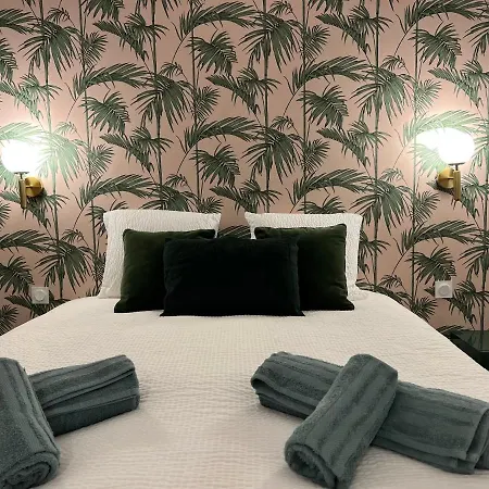 Appartamento La Verrière. Les Locations Isahora C'est Aussi Plusieurs Appart' De Standing à 2 Pas Du Château D'eu, Des Falaises Du Tréport, De Mers Les Bains Et Aux Portes De La Baie De Somme Eu (Senna Marittima)